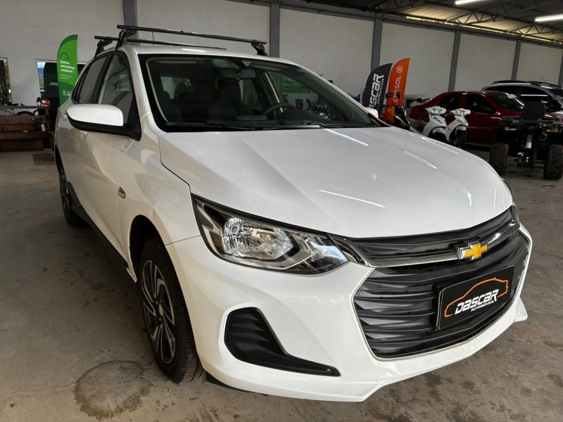 ONIX 1.0 LT 12V FLEX 4P MANUAL - 2020 - BOM PRINCíPIO