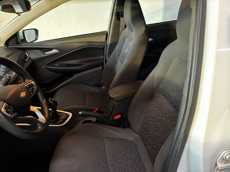 ONIX 1.0 LT 12V FLEX 4P MANUAL - 2020 - BOM PRINCíPIO