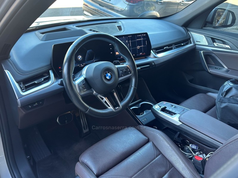 X1 2.0 16V TURBO ACTIVEFLEX SDRIVE20I M SPORT 4P AUTOMÁTICO - 2024 - GUAPORé