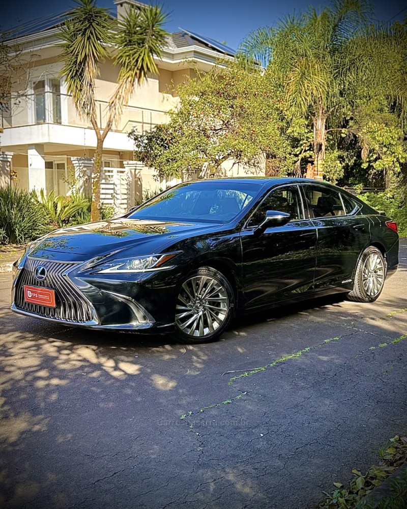 ES 300H 2.5 16V HÍBRIDO 4P AUTOMÁTICO - 2019 - CANOAS