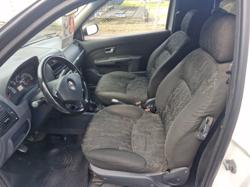 STRADA 1.8 MPI TREKKING CS 8V FLEX 2P MANUAL - 2009 - BENTO GONçALVES