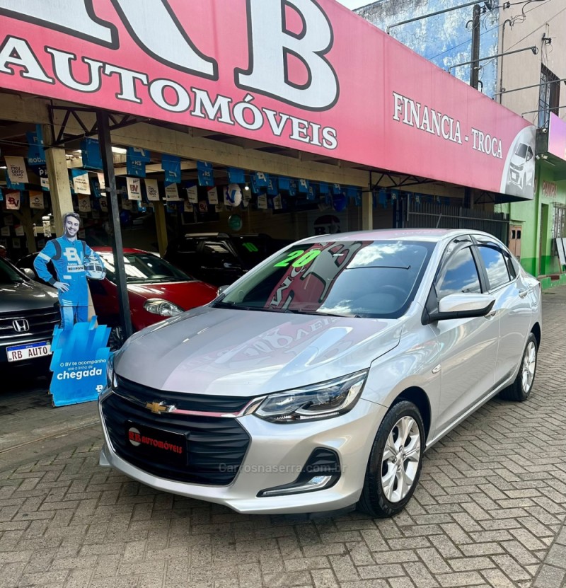 ONIX 1.0	PREMIER PLUS 12V TURBO FLEX 4P AUTOMÁTICO - 2020 - PAROBé