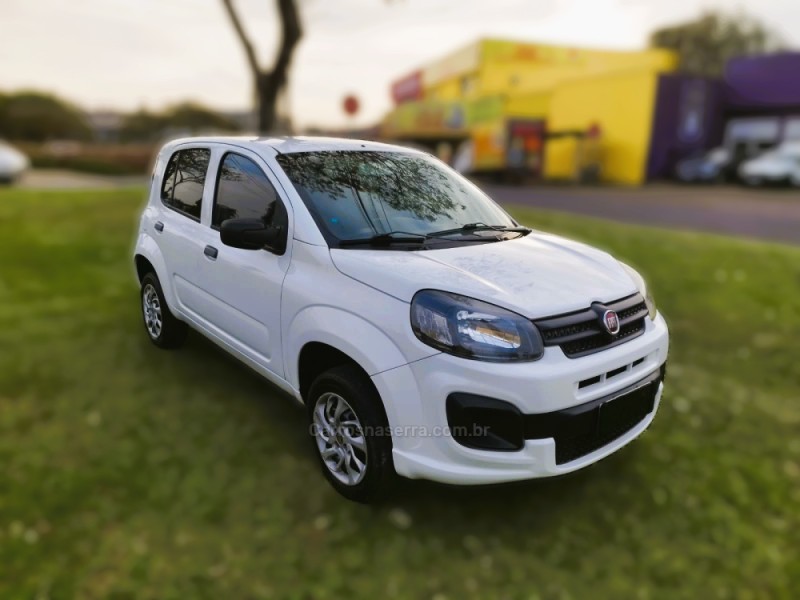 UNO 1.0 EVO ATTRACTIVE 8V FLEX 4P MANUAL - 2020 - NOVO HAMBURGO