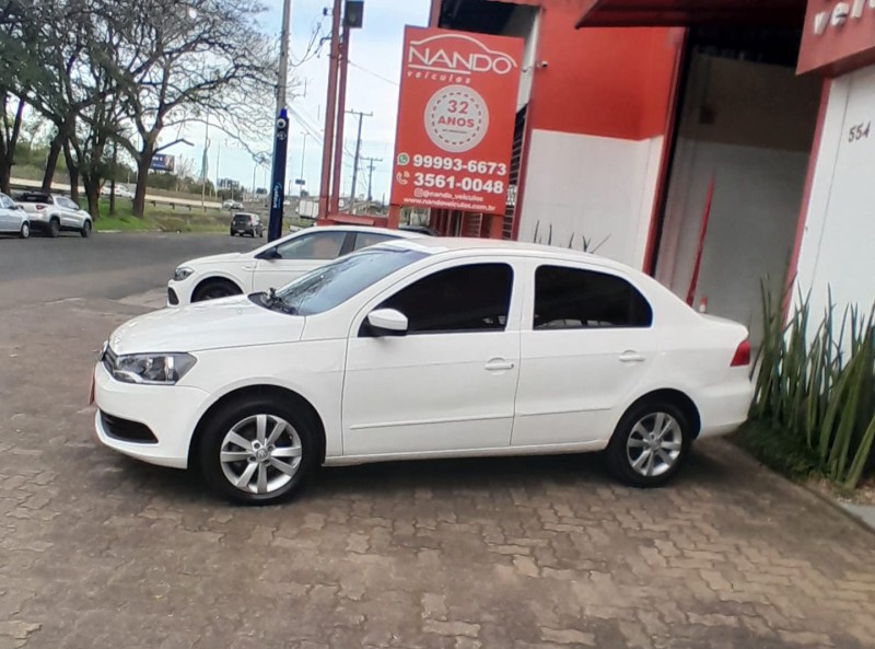 VOYAGE 1.0 MI TRENDLINE 8V FLEX 4P MANUAL - 2016 - ESTâNCIA VELHA