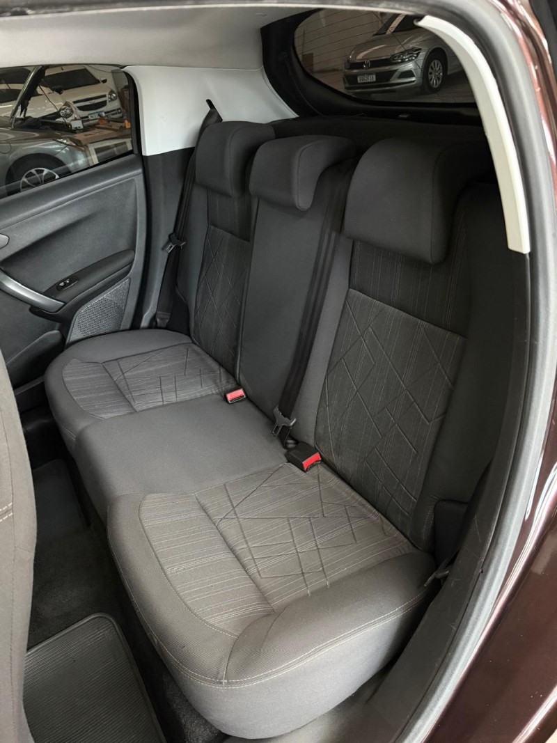 208 1.6 GRIFFE 16V FLEX 4P AUTOMÁTICO - 2015 - CAXIAS DO SUL