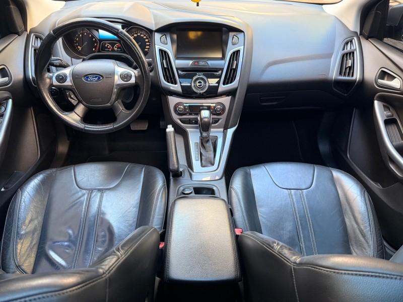 FOCUS 2.0 TITANIUM PLUS 16V FLEX 4P AUTOMÁTICO - 2015 - CAXIAS DO SUL