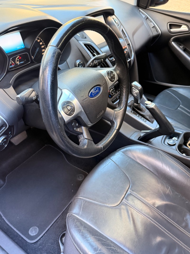 FOCUS 2.0 TITANIUM PLUS 16V FLEX 4P AUTOMÁTICO - 2015 - CAXIAS DO SUL