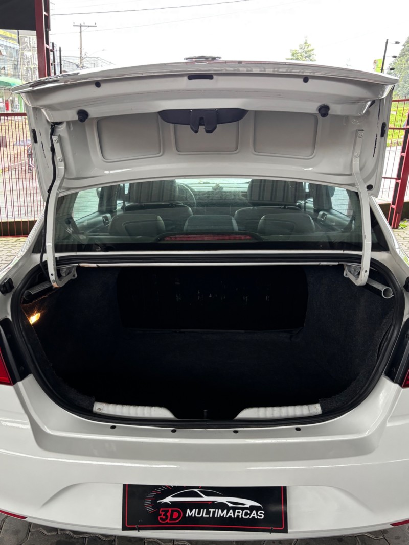 VOYAGE 1.6 MI 8V FLEX 4P MANUAL - 2020 - CAXIAS DO SUL