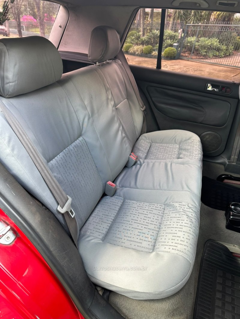 GOLF 1.6 8V GASOLINA 4P MANUAL - 2002 - IVOTI