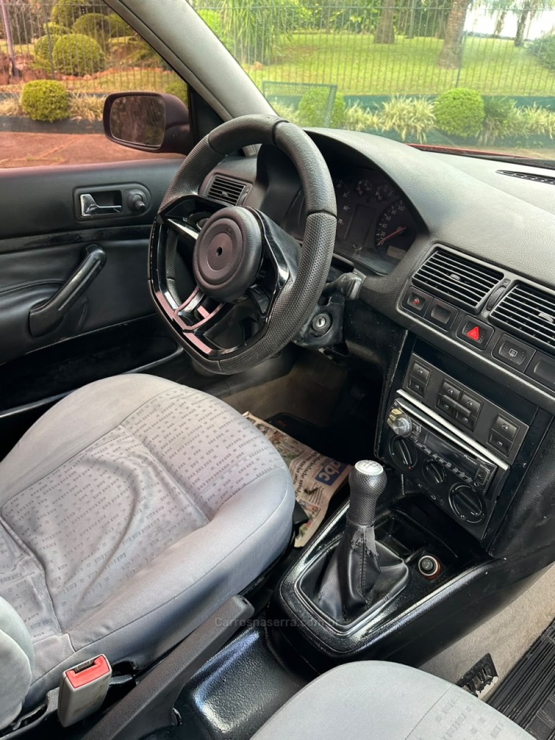 GOLF 1.6 8V GASOLINA 4P MANUAL - 2002 - IVOTI