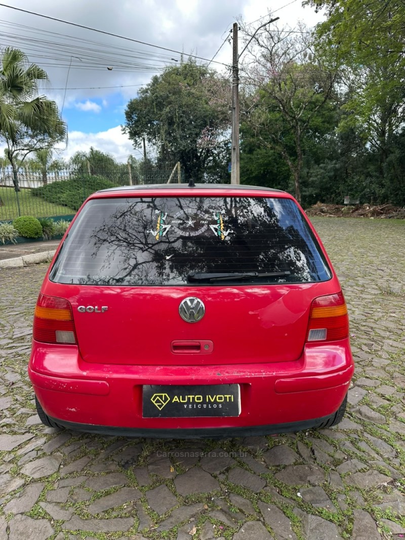 GOLF 1.6 8V GASOLINA 4P MANUAL - 2002 - IVOTI