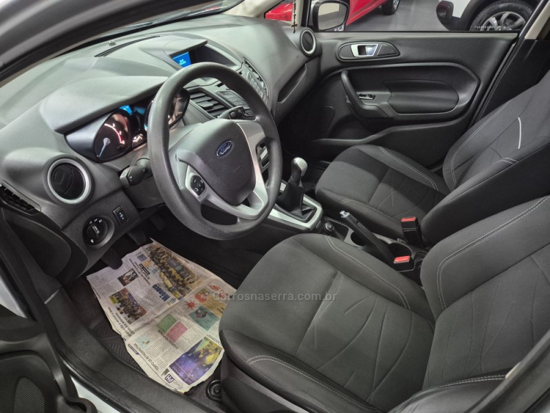 FIESTA 1.6 SE SEDAN 16V FLEX 4P MANUAL - 2014 - GARIBALDI