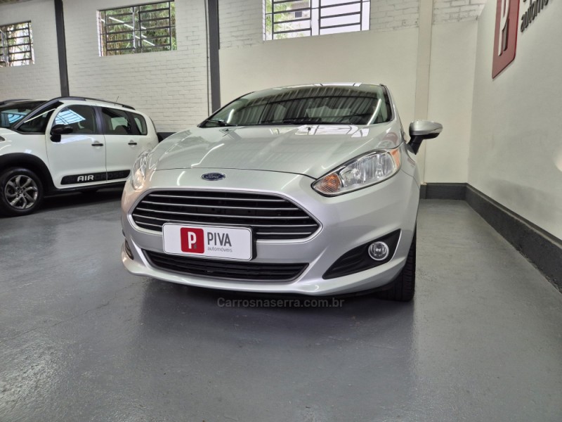 FIESTA 1.6 SE SEDAN 16V FLEX 4P MANUAL - 2014 - GARIBALDI