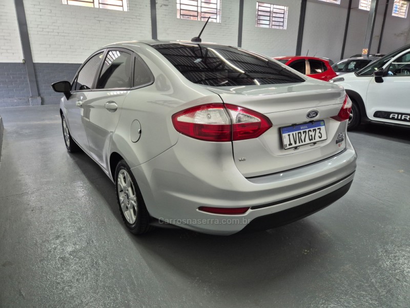 FIESTA 1.6 SE SEDAN 16V FLEX 4P MANUAL - 2014 - GARIBALDI