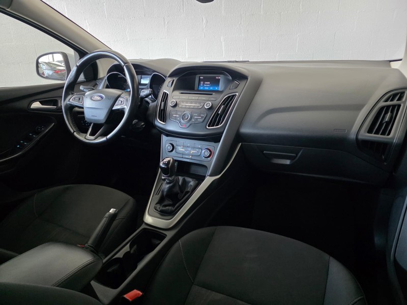FOCUS 1.6 SE 16V FLEX 4P MANUAL - 2017 - FARROUPILHA