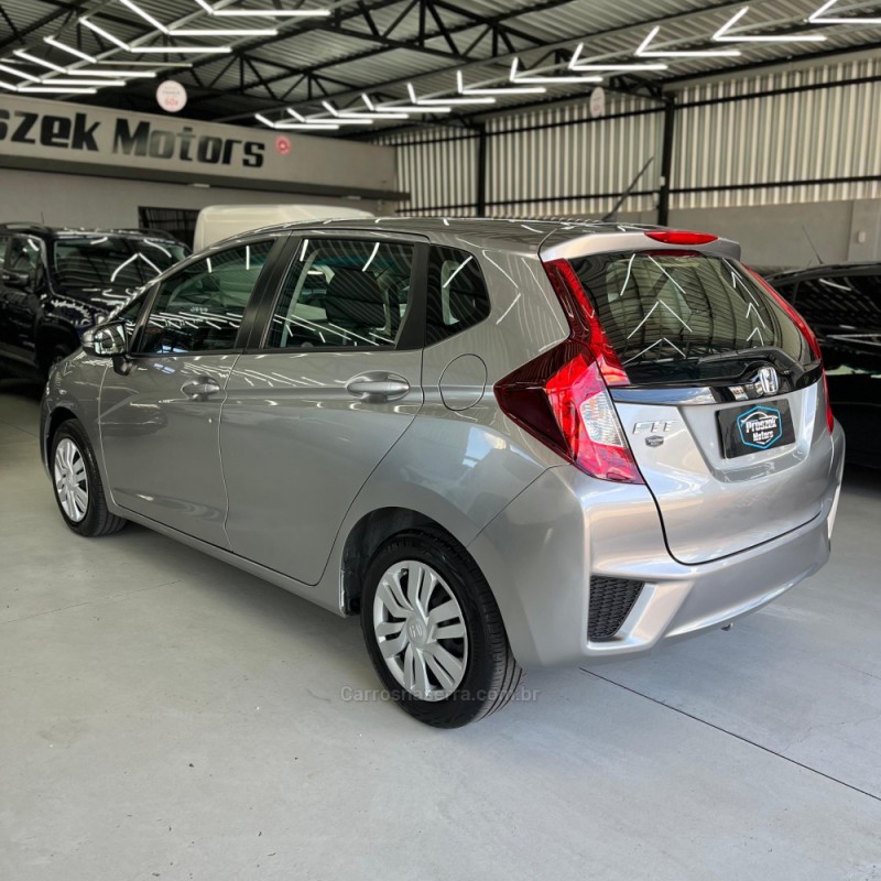 FIT 1.5 DX 16V FLEX 4P MANUAL - 2016 - CANOAS