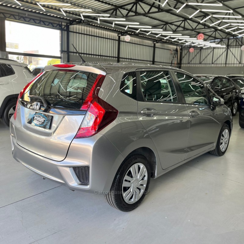 FIT 1.5 DX 16V FLEX 4P MANUAL - 2016 - CANOAS