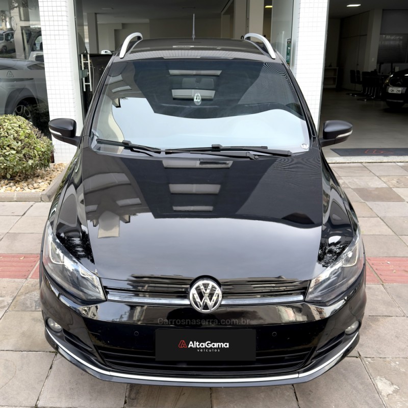 FOX 1.0 MPI TRACK 12V FLEX 4P MANUAL - 2017 - FLORES DA CUNHA
