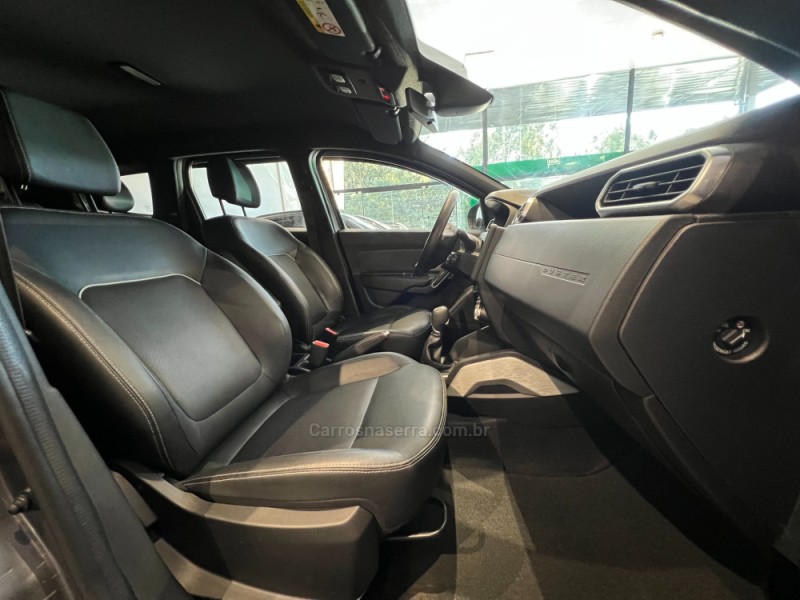 DUSTER 1.6 ICONIC 16V FLEX 4P AUTOMÁTICO - 2023 - CAXIAS DO SUL