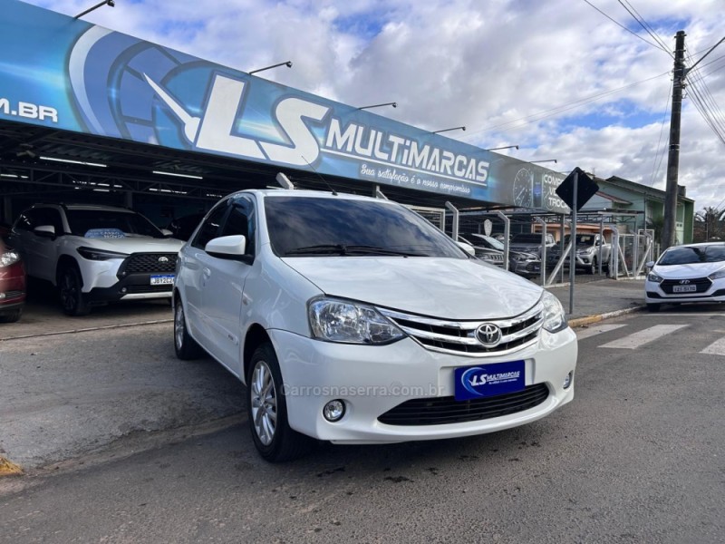 ETIOS 1.5 XS 16V FLEX 4P MANUAL - 2014 - VENâNCIO AIRES