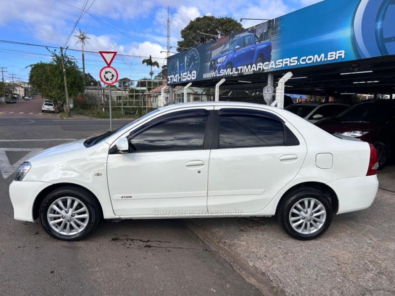 ETIOS 1.5 XS 16V FLEX 4P MANUAL - 2014 - VENâNCIO AIRES