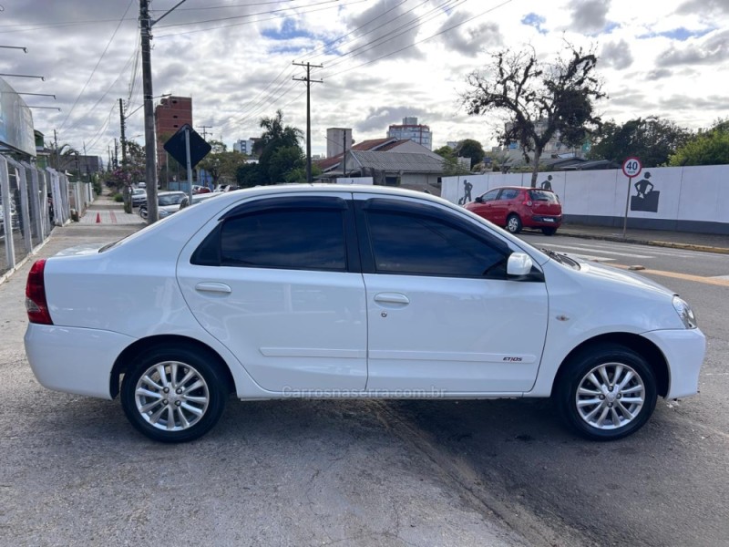 ETIOS 1.5 XS 16V FLEX 4P MANUAL - 2014 - VENâNCIO AIRES