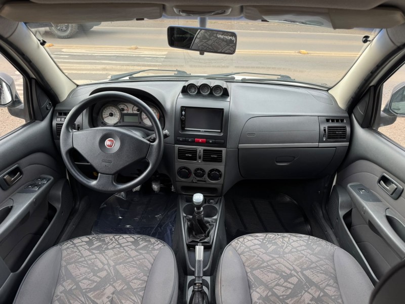 PALIO 1.8 MPI ADVENTURE LOCKER WEEKEND 8V FLEX 4P MANUAL - 2010 - VACARIA