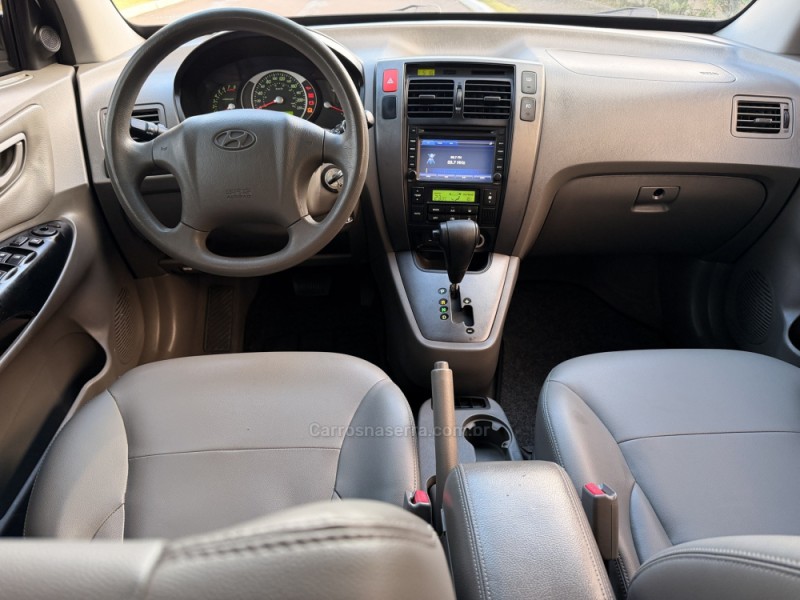 TUCSON 2.0 MPFI GL 16V 142CV 2WD GASOLINA 4P AUTOMÁTICO - 2017 - SãO LEOPOLDO