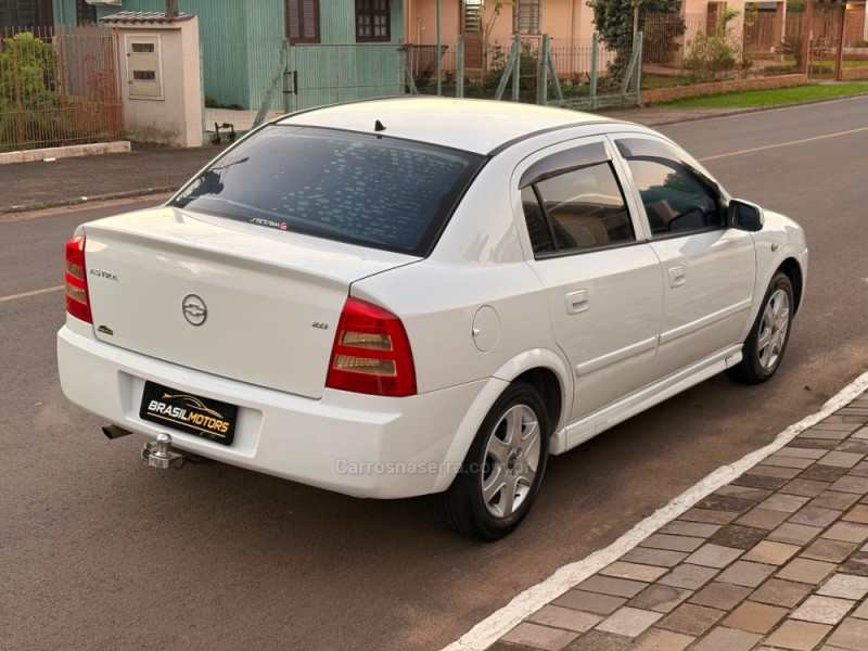 ASTRA 1.8 MPFI COMFORT SEDAN 8V FLEX 4P MANUAL - 2005 - ESTâNCIA VELHA