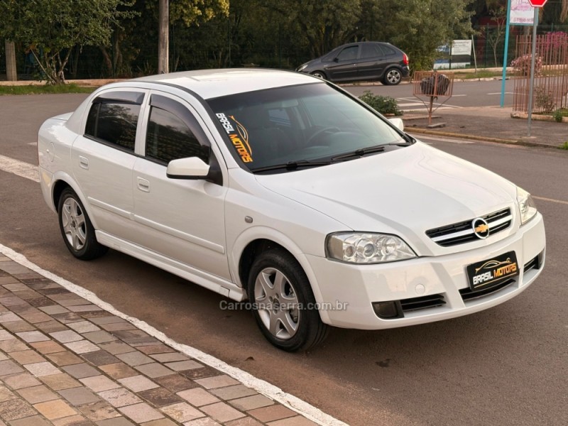 ASTRA 1.8 MPFI COMFORT SEDAN 8V FLEX 4P MANUAL - 2005 - ESTâNCIA VELHA