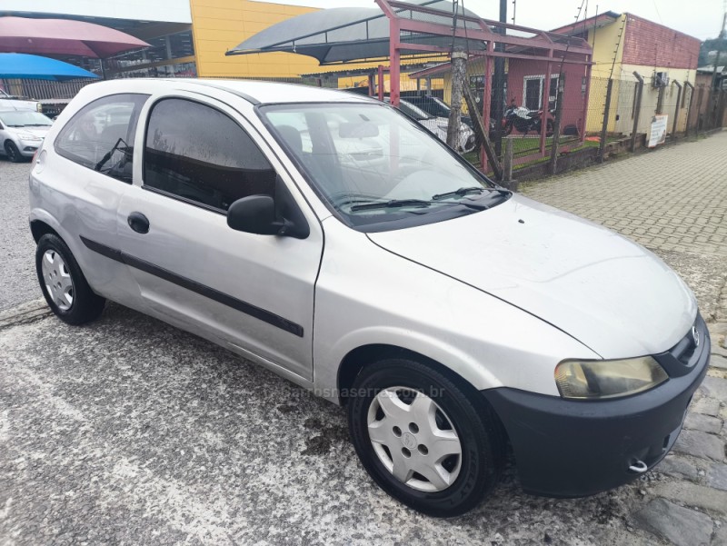 CELTA 1.0 MPFI 8V GASOLINA 2P MANUAL - 2001 - FARROUPILHA
