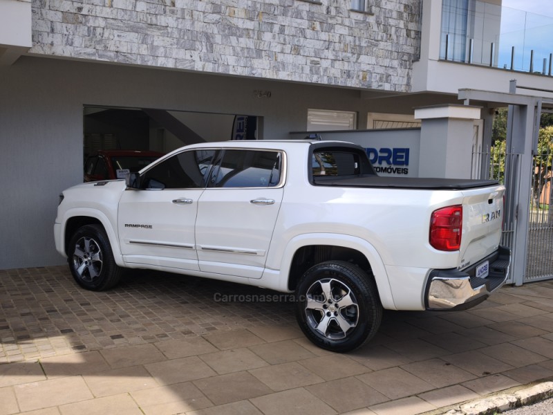 RAMPAGE 2.0 LARAMIE 4X4 TURBO DIESEL 4P AUTOMÁTICO - 2024 - SERAFINA CORRêA