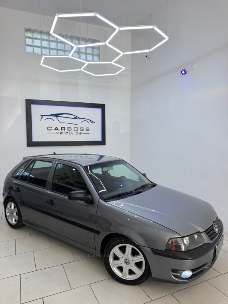 GOL 1.6 MI POWER 8V GASOLINA 4P MANUAL G.III - 2004 - CAXIAS DO SUL