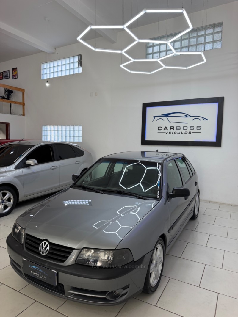 GOL 1.6 MI POWER 8V GASOLINA 4P MANUAL G.III - 2004 - CAXIAS DO SUL