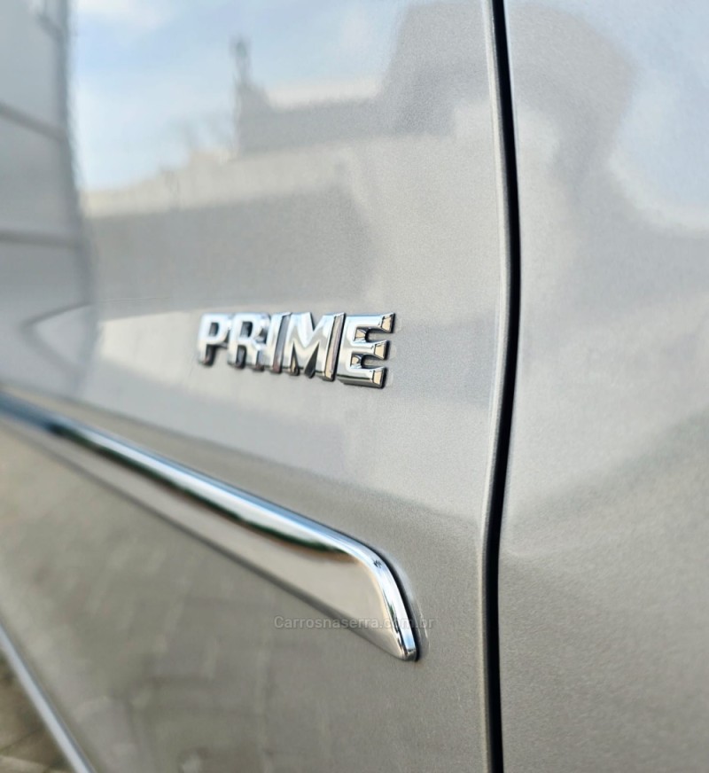 FOX 1.6 MI PRIME 8V FLEX 4P MANUAL - 2013 - LAJEADO