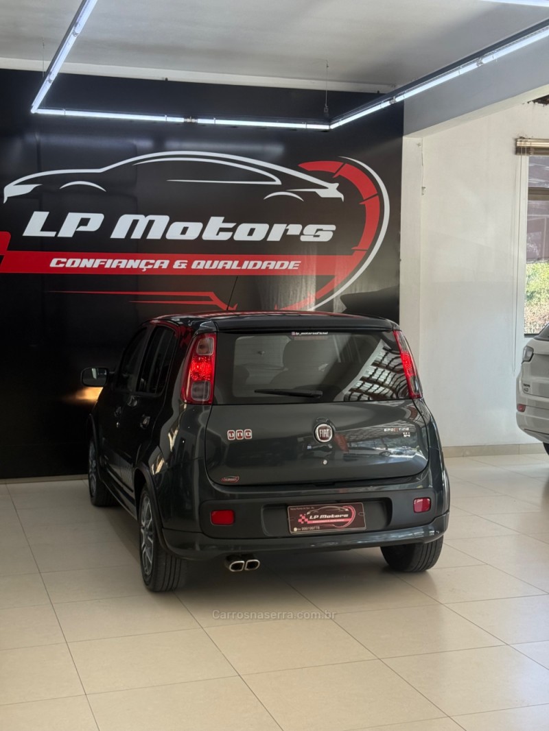 UNO 1.4 EVO SPORTING 8V FLEX 4P MANUAL - 2013 - FARROUPILHA