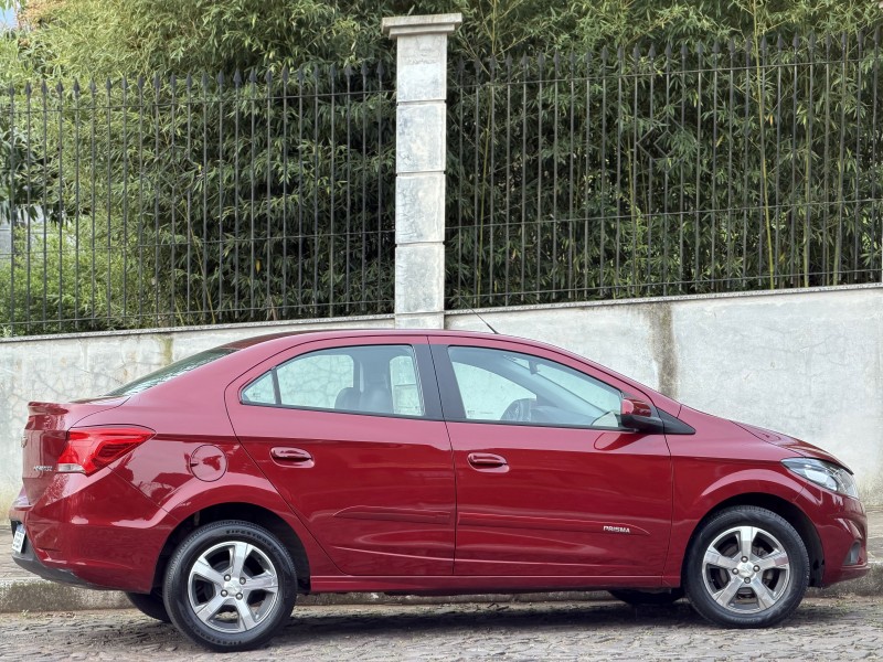 PRISMA 1.4 MPFI LTZ 8V FLEX 4P MANUAL - 2017 - DOIS IRMãOS