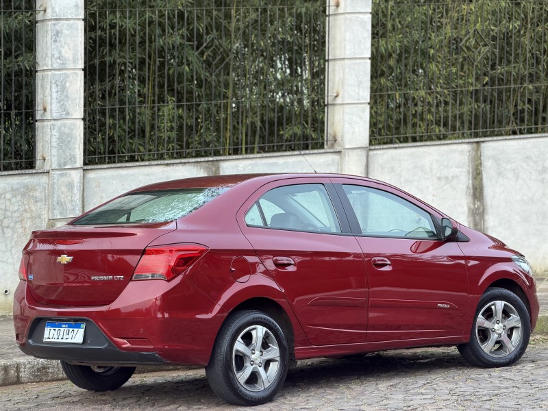 PRISMA 1.4 MPFI LTZ 8V FLEX 4P MANUAL - 2017 - DOIS IRMãOS