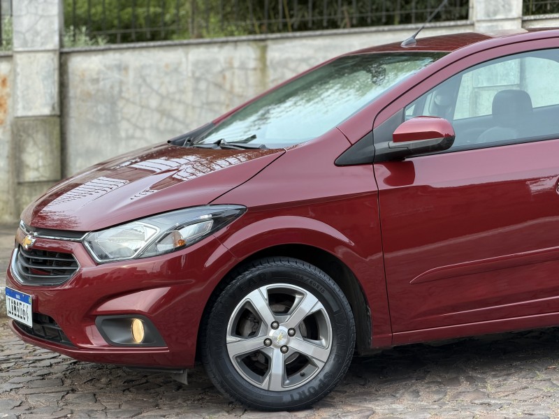 PRISMA 1.4 MPFI LTZ 8V FLEX 4P MANUAL - 2017 - DOIS IRMãOS