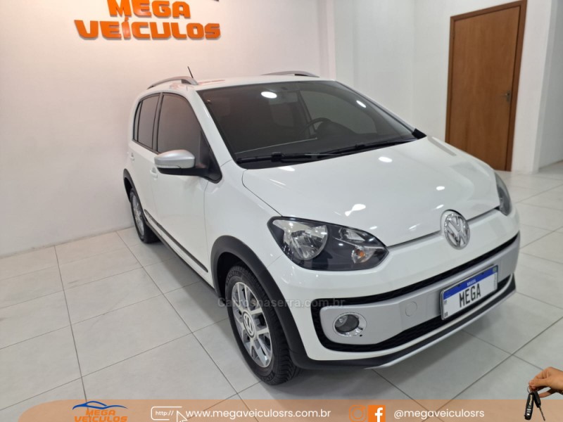 UP 1.0 CROSS T.FLEX 12V 4P MANUAL - 2016 - BENTO GONçALVES