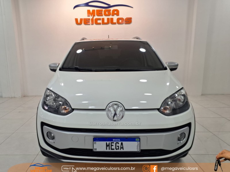 UP 1.0 CROSS T.FLEX 12V 4P MANUAL - 2016 - BENTO GONçALVES