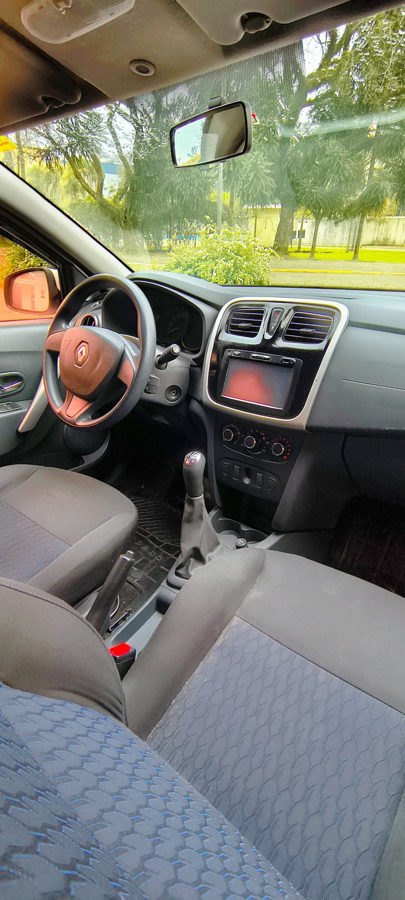 SANDERO 1.0 EXPRESSION 16V FLEX 4P MANUAL - 2013 - FARROUPILHA