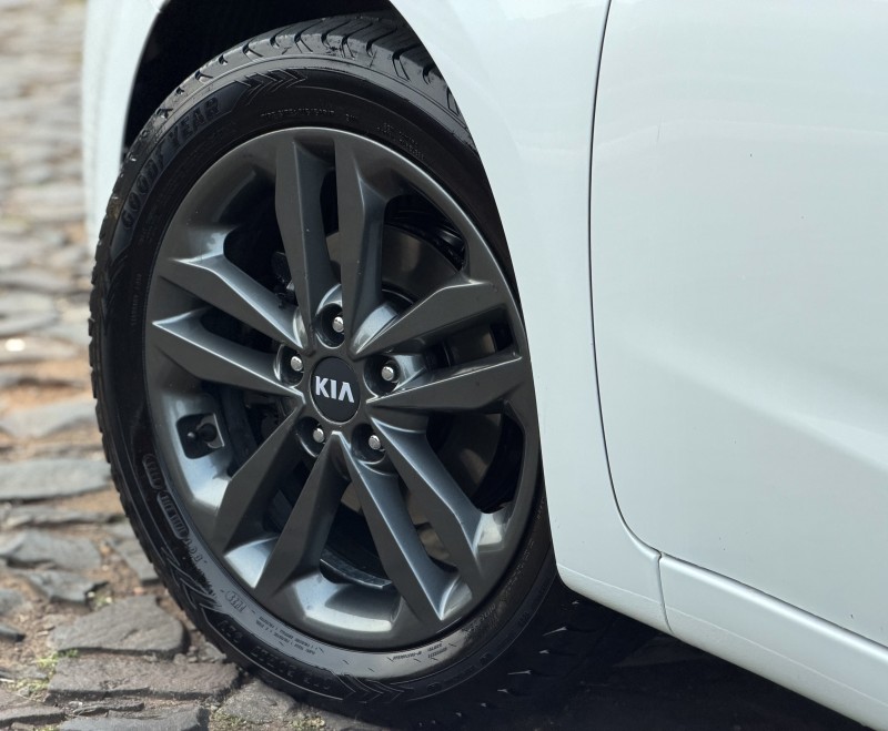 CERATO 1.6 16V SX4 FLEX 4P AUTOMÁTICO - 2019 - DOIS IRMãOS
