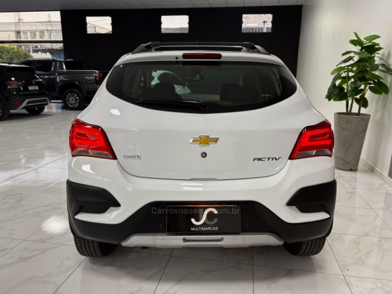 ONIX 1.4 MPFI ACTIV 8V FLEX 4P AUTOMÁTICO - 2017 - CAMPINAS DO SUL