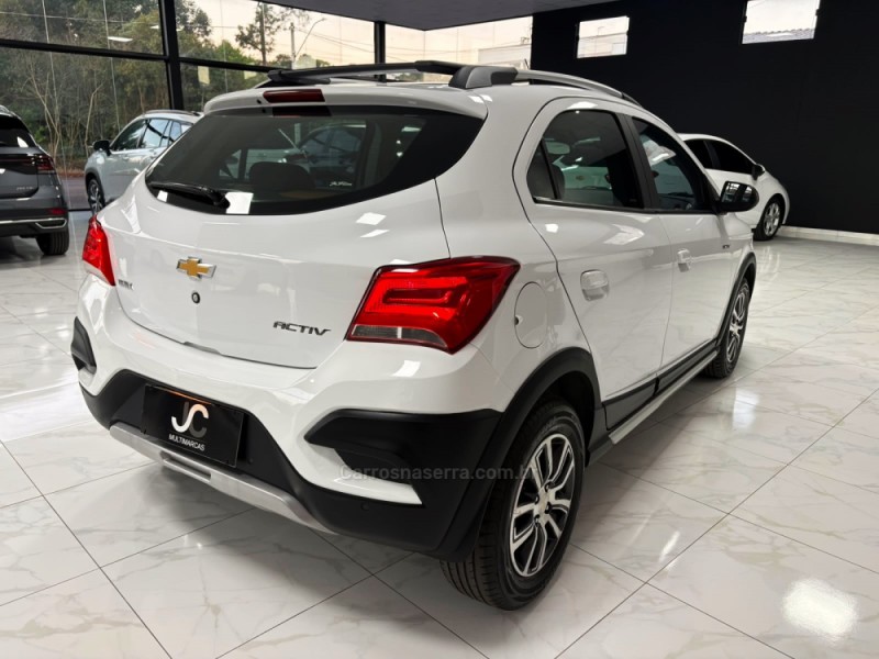 ONIX 1.4 MPFI ACTIV 8V FLEX 4P AUTOMÁTICO - 2017 - CAMPINAS DO SUL