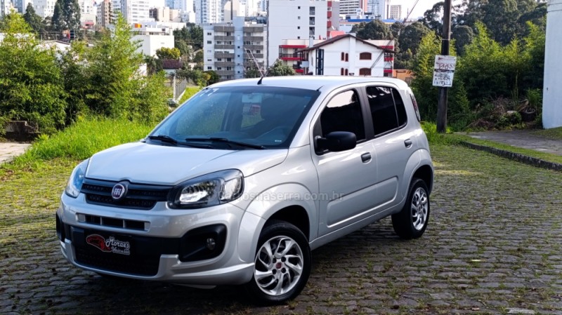 uno 1.0 evo attractive 8v flex 4p manual 2017 caxias do sul