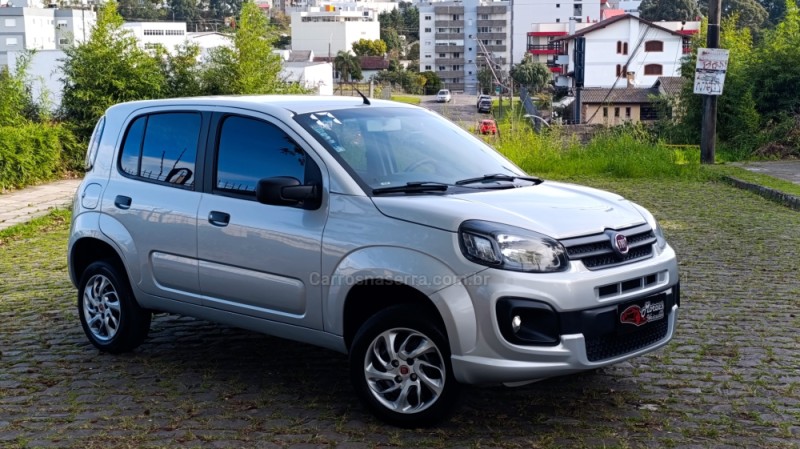 UNO 1.0 EVO ATTRACTIVE 8V FLEX 4P MANUAL - 2017 - CAXIAS DO SUL