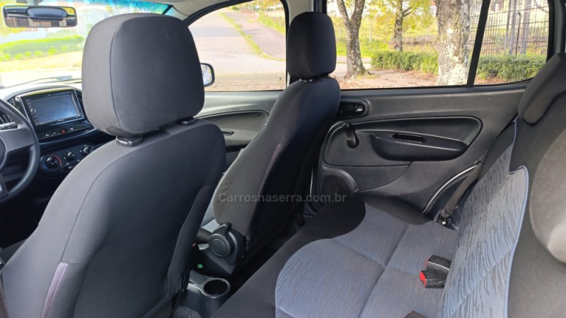 UNO 1.0 EVO ATTRACTIVE 8V FLEX 4P MANUAL - 2017 - CAXIAS DO SUL