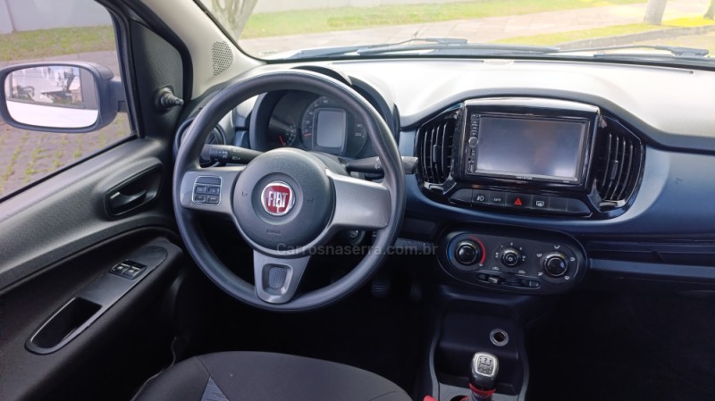 UNO 1.0 EVO ATTRACTIVE 8V FLEX 4P MANUAL - 2017 - CAXIAS DO SUL