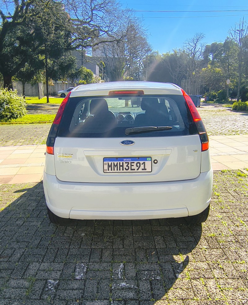 FIESTA 1.6 MPI 8V GASOLINA 4P MANUAL - 2013 - FARROUPILHA